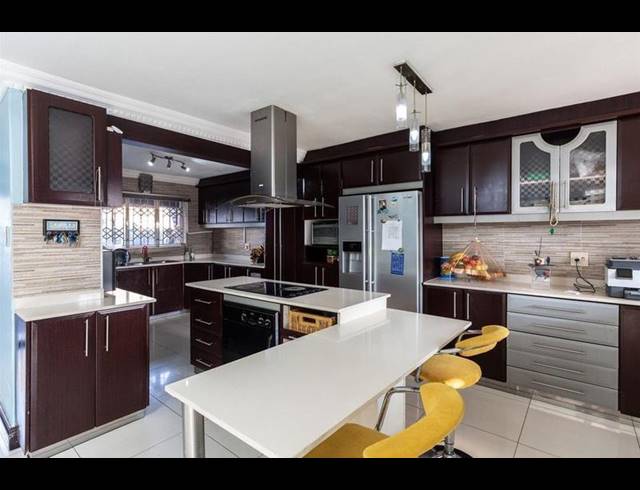 3 BEDROOM HOUSE FOR SALE IN CLAYFIELD